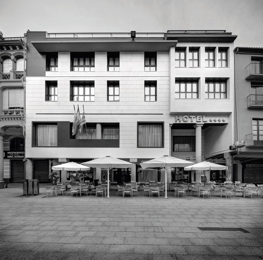 Gran Hotel Ciudad de Barbastro Exterior foto