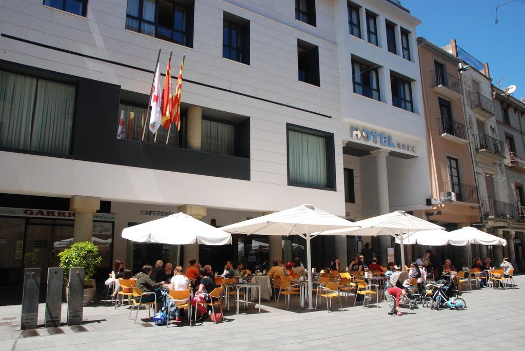 Gran Hotel Ciudad de Barbastro Exterior foto