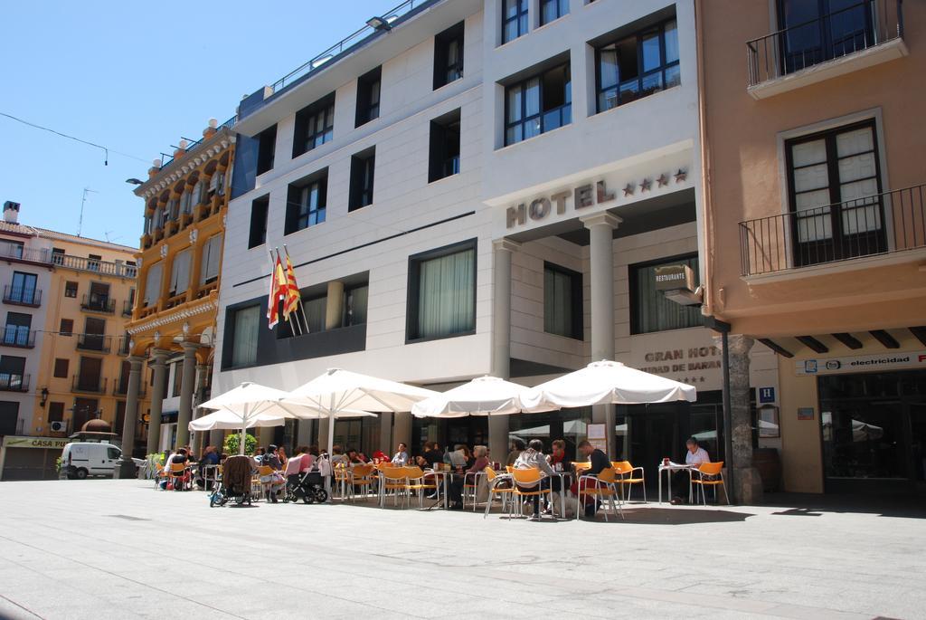 Gran Hotel Ciudad de Barbastro Exterior foto