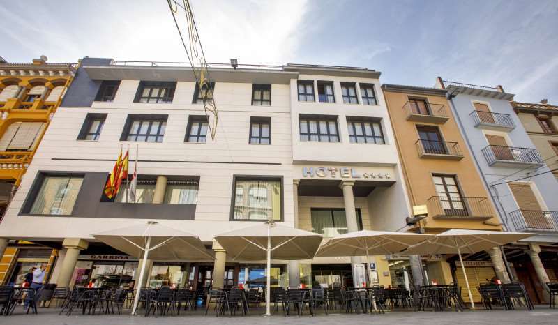 Gran Hotel Ciudad de Barbastro Exterior foto